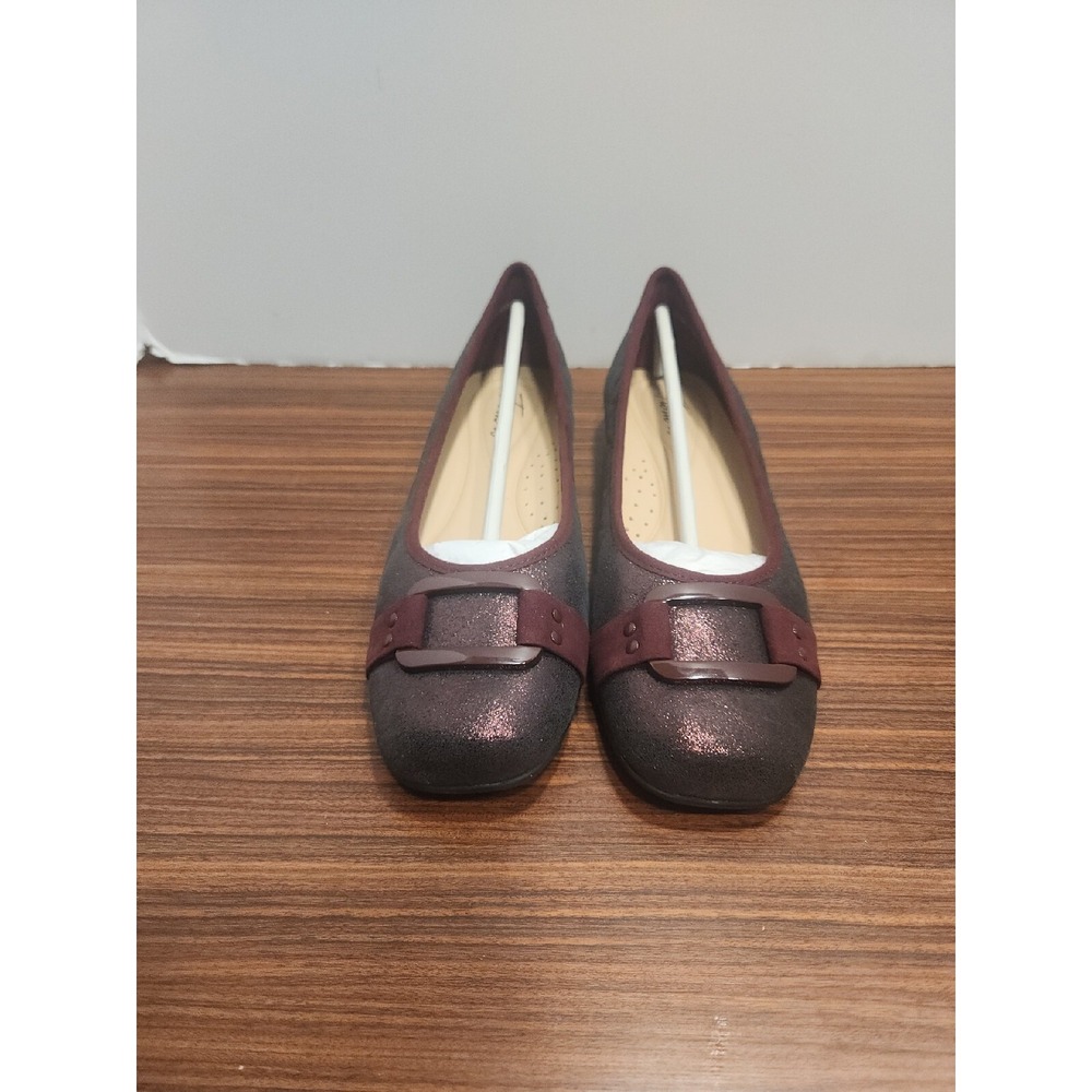 Trotters Women's‎ Sizzle Ballet Flat, Burgundy, 7.5 SS US